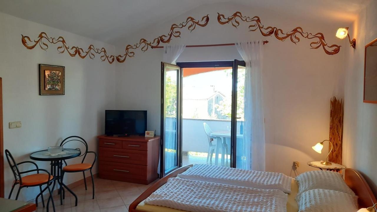 Villa Linet Фунтана Экстерьер фото