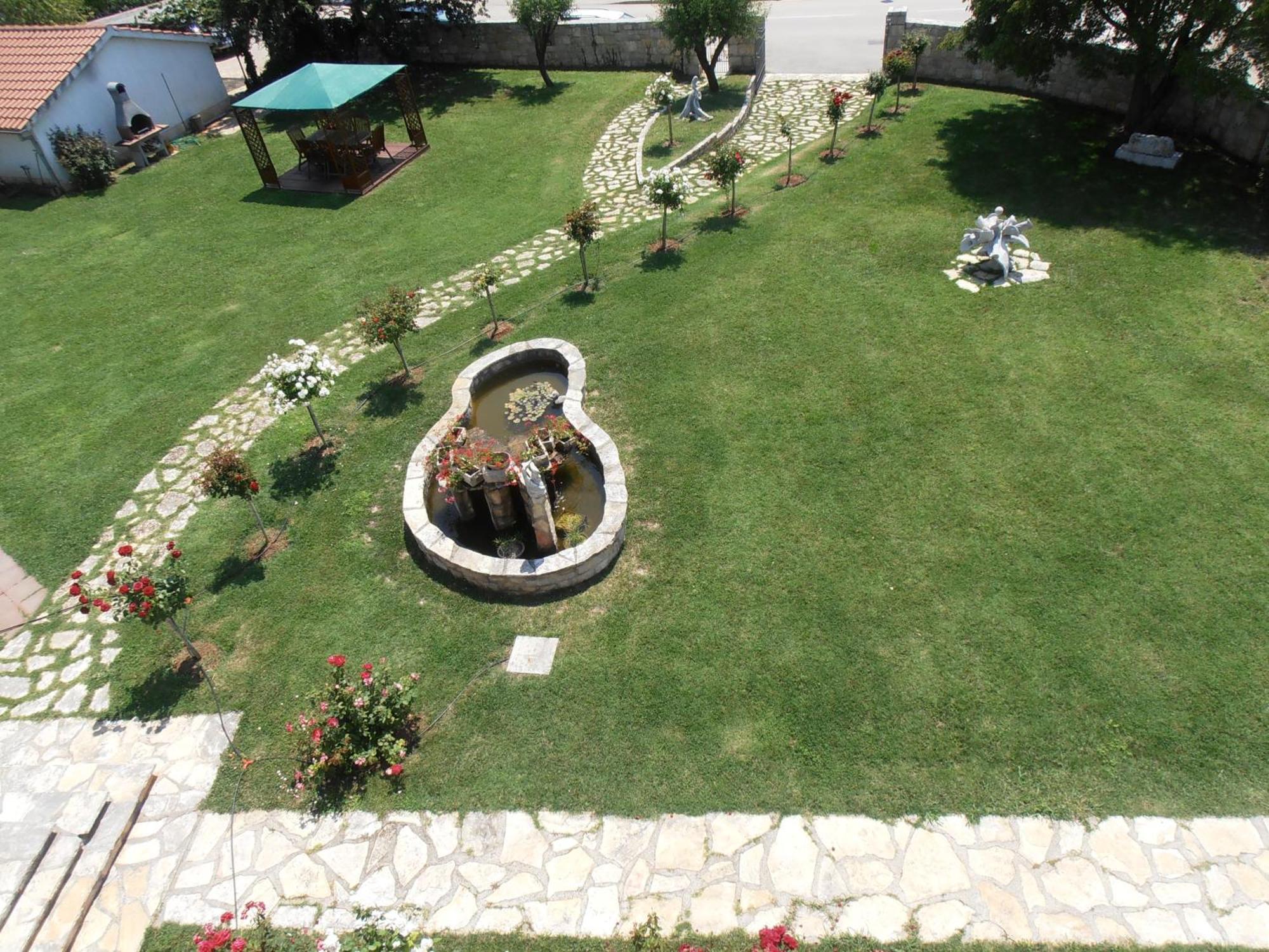 Villa Linet Фунтана Экстерьер фото